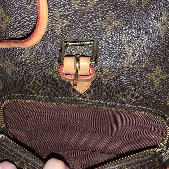 Used Louis Vuitton backpack - Picture 6 of 8